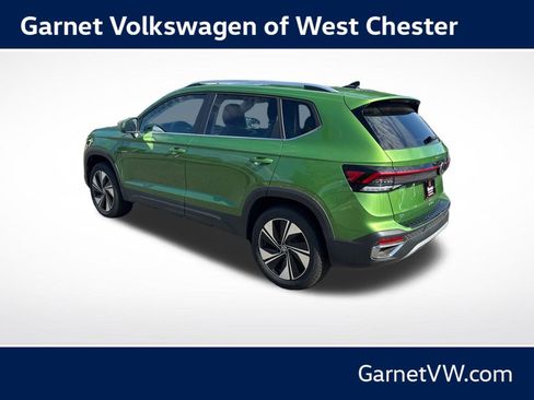 New 2026 Volkswagen Taos SE AWD/4WD image 3