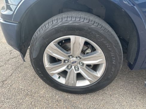 Used 2018 Ford F150 Platinum w/ Equipment Group 701A Luxury AWD/4WD image 21