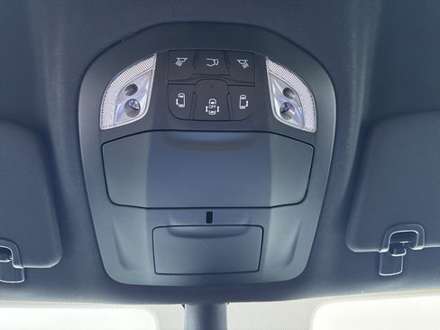 New 2026 Chrysler Pacifica Select image 34