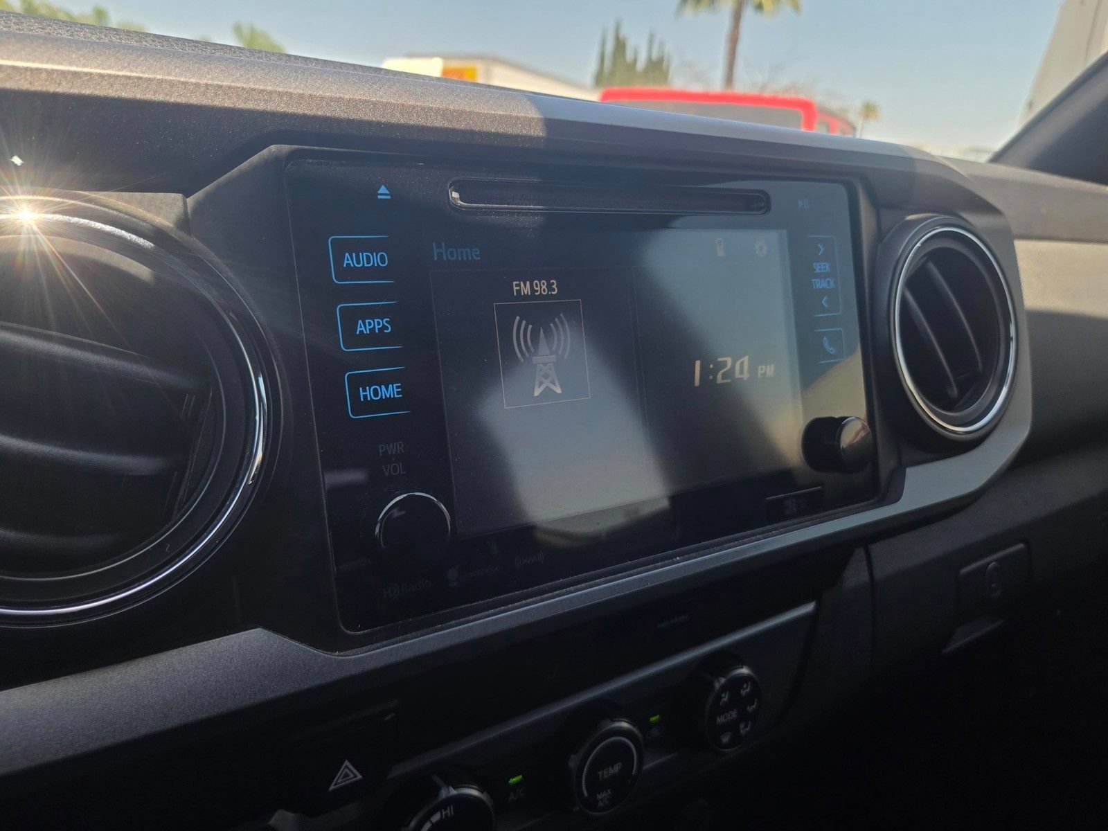 Used 2019 Toyota Tacoma TRD Sport w/ Technology Package RWD image 21
