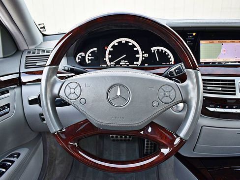 Used 2013 Mercedes-Benz S 550 image 27