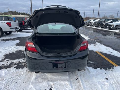 Used 2017 Buick Regal Sport Touring image 11