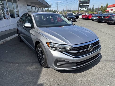 Used 2022 Volkswagen Jetta S FWD image 10