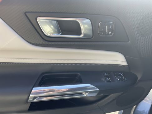 Used 2025 Ford Mustang Premium image 10