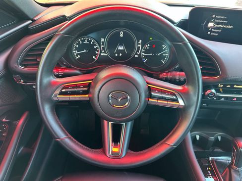 Used 2020 MAZDA MAZDA3 AWD Hatchback w/ Preferred Pkg image 16