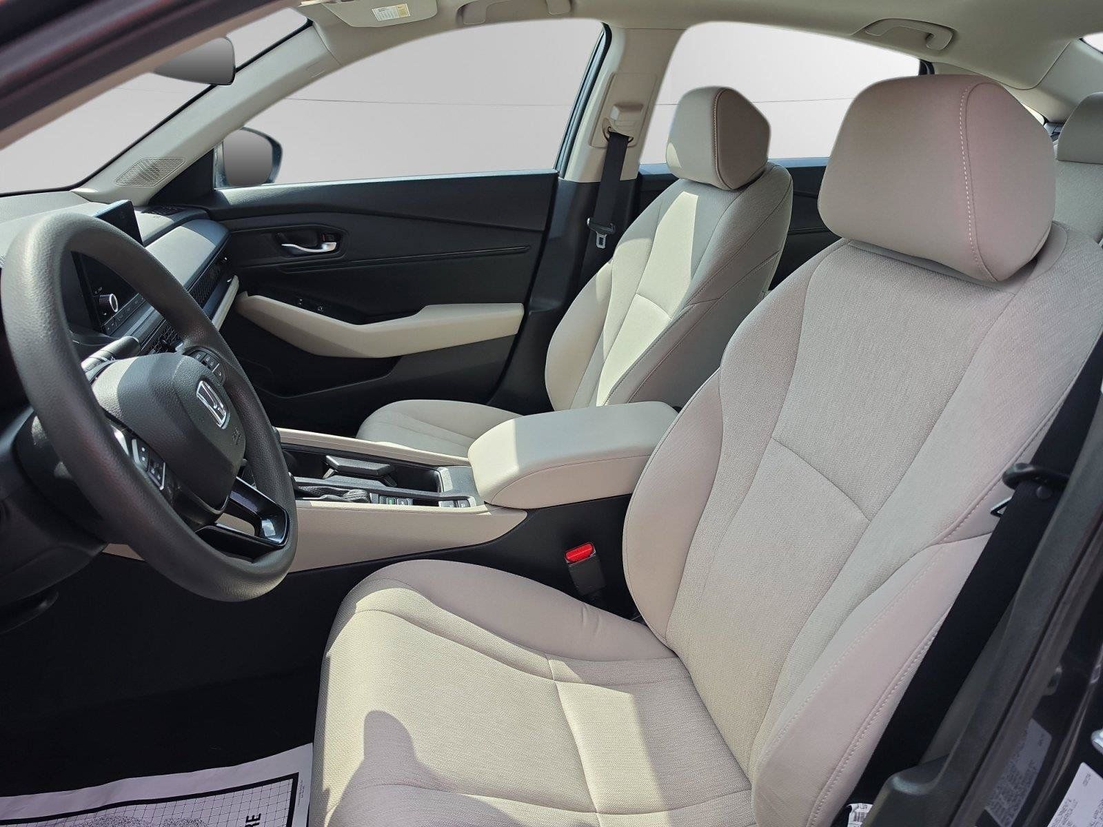 Used 2024 Honda Accord EX image 11