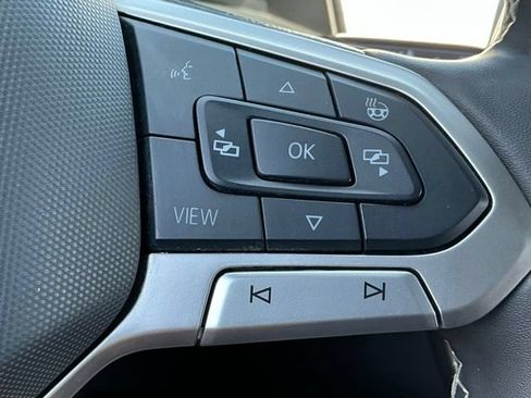 Used 2024 Volkswagen Atlas Cross Sport SE AWD/4WD image 30