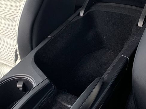 Used 2023 Lexus IS 500 RWD image 14
