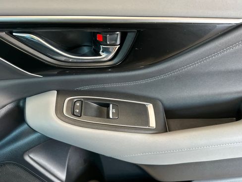 Used 2022 Subaru Outback Limited image 19