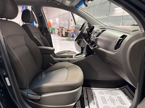 Used 2016 Kia Sportage LX FWD image 24