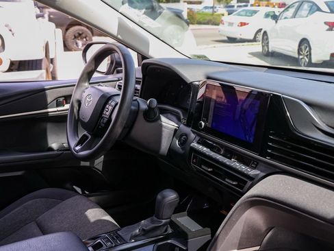 Used 2025 Toyota Camry LE FWD image 19