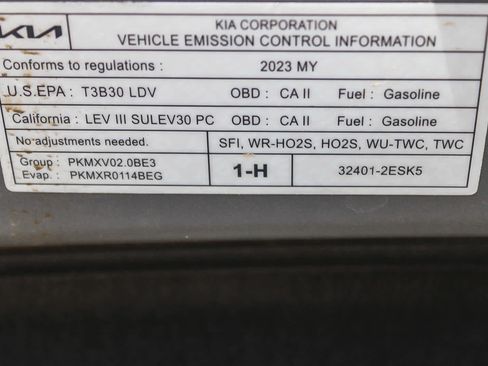 Used 2023 Kia Soul LX w/ Option Group 015 FWD image 27