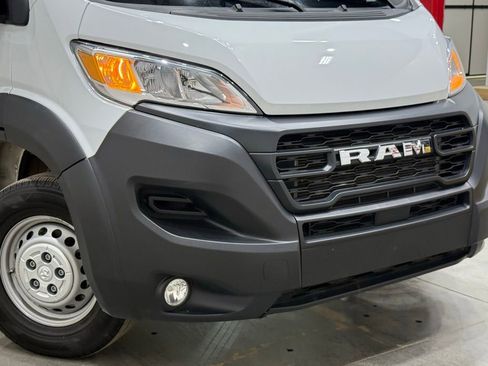 Used 2024 RAM ProMaster 3500 w/ Convenience Group image 40
