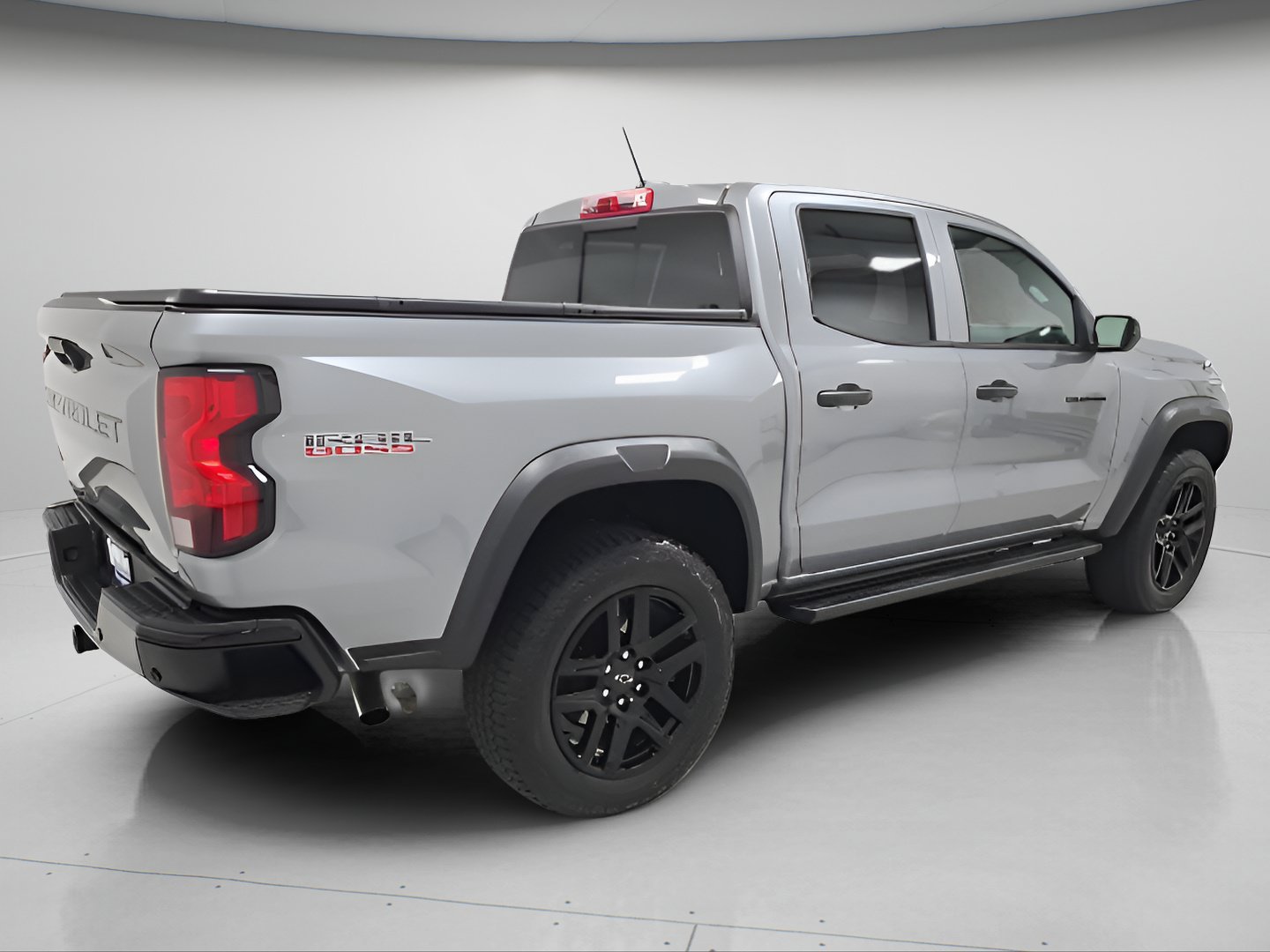 Used 2024 Chevrolet Colorado Trail Boss w/ Advanced Trailering Package AWD/4WD image 6