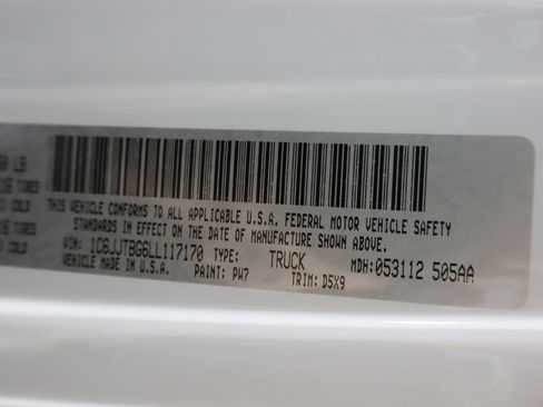 Used 2020 Jeep Gladiator Rubicon w/ Cold Weather Group image 35