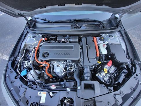 Certified 2024 Honda Accord EX-L image 9