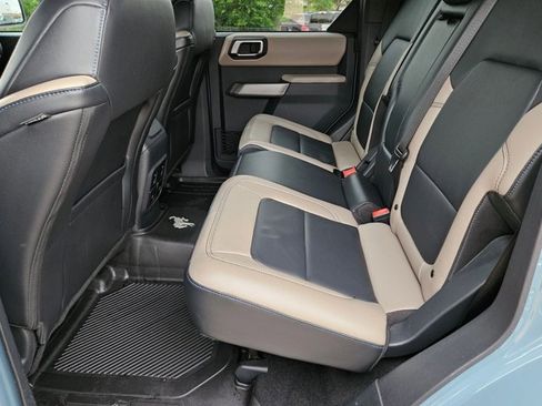 Used 2022 Ford Bronco Wildtrak image 17