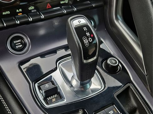 Used 2021 Jaguar F-TYPE R AWD/4WD image 25