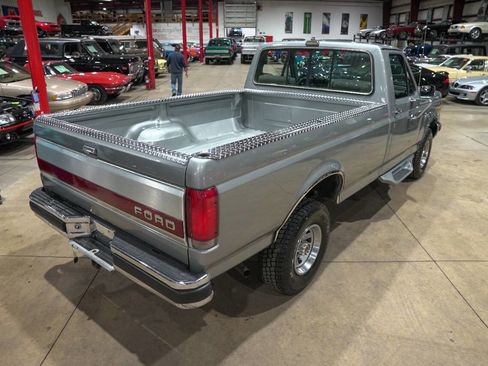 Used 1990 Ford F150 4x4 Regular Cab image 17