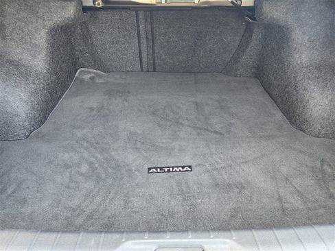 Used 2019 Nissan Altima 2.0 Edition One image 31