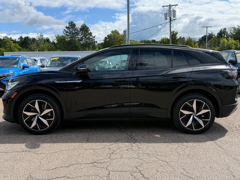 Used 2023 Volkswagen ID.4 Pro S AWD/4WD image 3