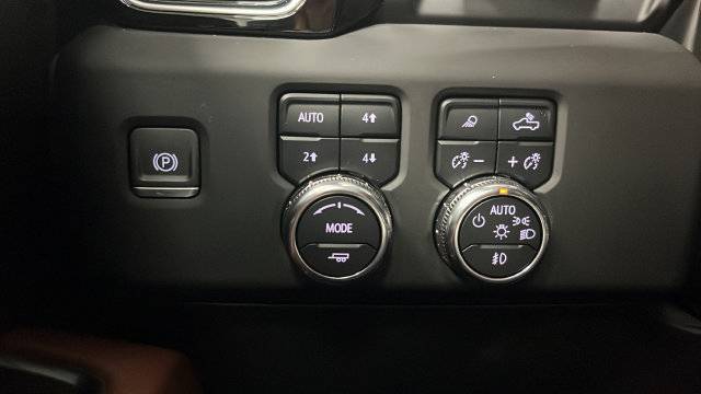 Used 2024 GMC Sierra 1500 Denali Ultimate AWD/4WD image 36