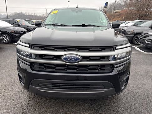 Used 2024 Ford Expedition XLT image 8