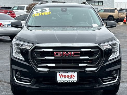Certified 2023 GMC Terrain AT4 image 3