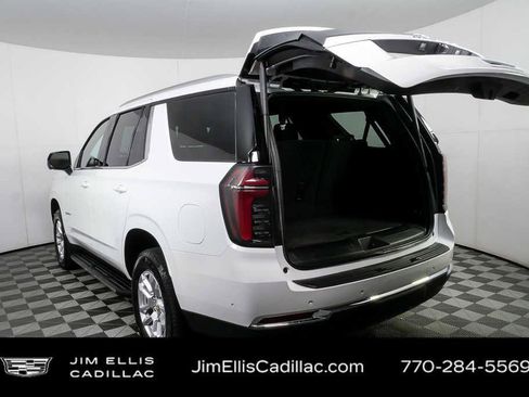 Used 2025 Chevrolet Tahoe LT AWD/4WD image 32