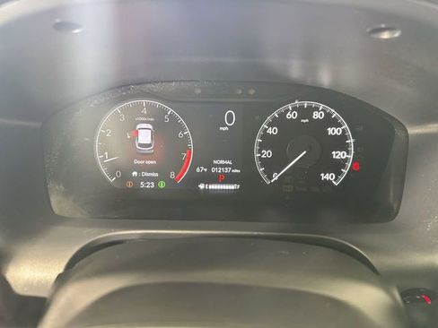 Certified 2025 Honda HR-V LX image 18