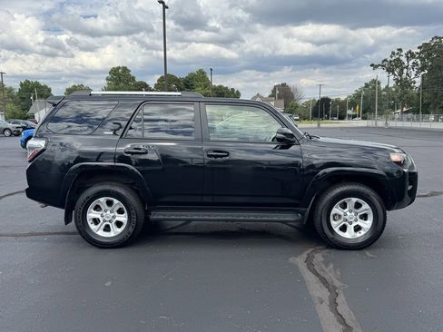 Used 2024 Toyota 4Runner SR5 Premium image 19