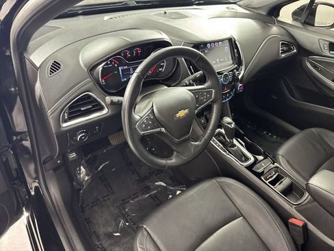 Used 2016 Chevrolet Cruze Premier FWD image 25