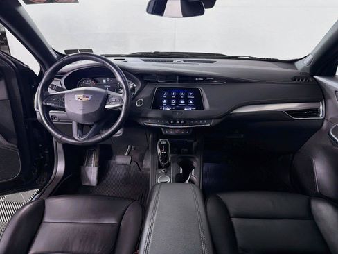 Used 2020 Cadillac XT4 Premium Luxury w/ Cold Weather Package AWD/4WD image 26