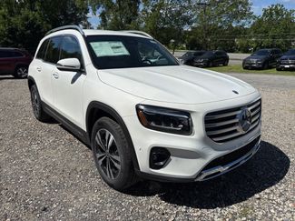 New 2025 Mercedes-Benz GLB 250 4MATIC image 1