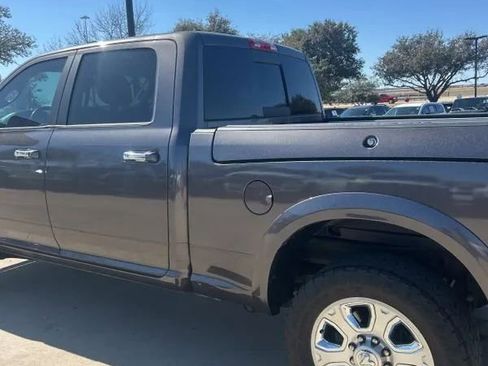 Used 2014 RAM 2500 Laramie w/ Convenience Group image 4