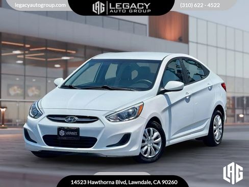 Used 2017 Hyundai Accent SE image 1