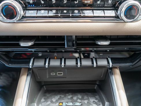 New 2026 GMC Canyon Denali image 26