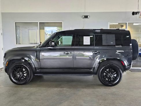 Used 2023 Land Rover Defender 110 X-Dynamic SE AWD/4WD image 7