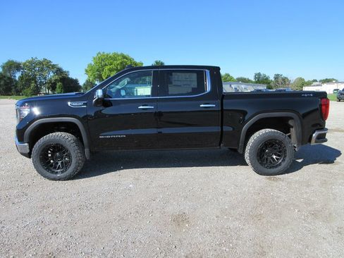 New 2026 GMC Sierra 1500 SLT w/ SLT Convenience Package AWD/4WD image 10
