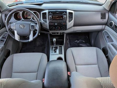 Used 2012 Toyota Tacoma PreRunner image 18