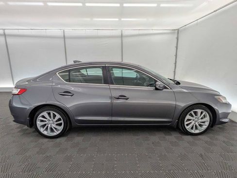 Used 2018 Acura ILX FWD image 7