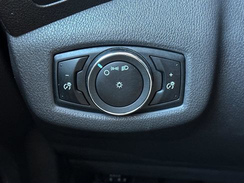 Used 2018 Ford Transit Connect XL image 28