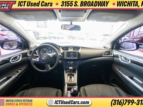 Used 2019 Nissan Sentra SV FWD image 11