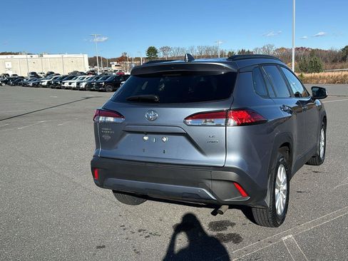 Used 2023 Toyota Corolla Cross LE image 6