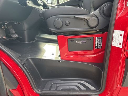 New 2026 Mercedes-Benz Sprinter 2500 image 44