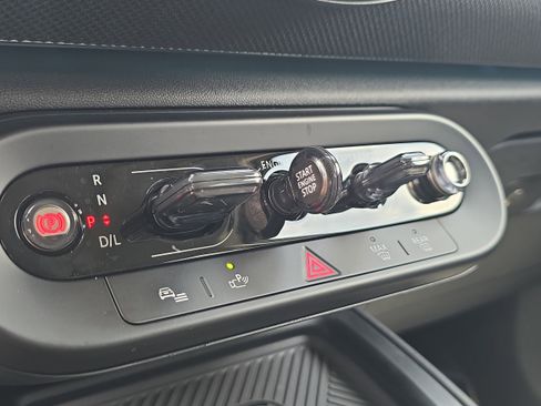 Used 2025 MINI Cooper Countryman S w/ Comfort Package Max image 24