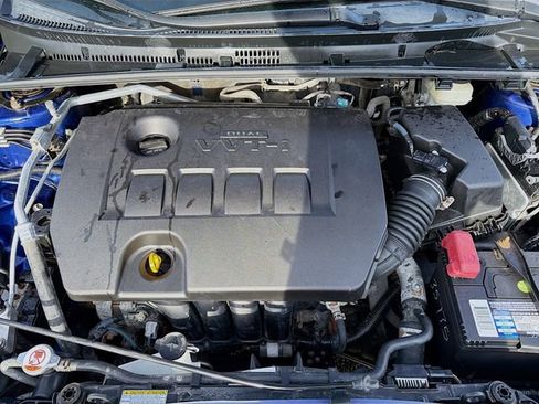 Used 2017 Toyota Corolla SE w/ SE Premium Package image 27