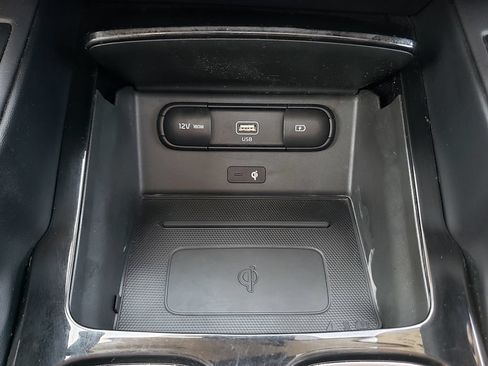 Used 2021 Kia Telluride EX w/ EX Premium Package FWD image 23