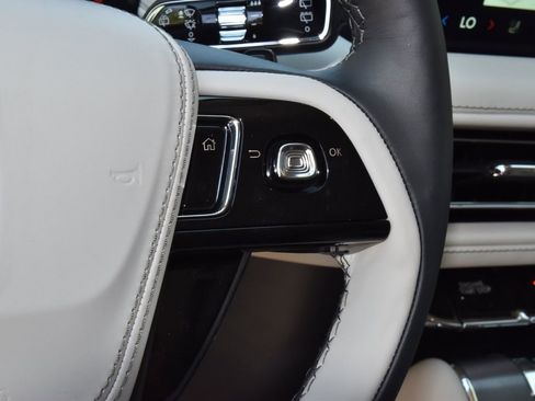 New 2026 Lincoln Aviator 2WD image 26