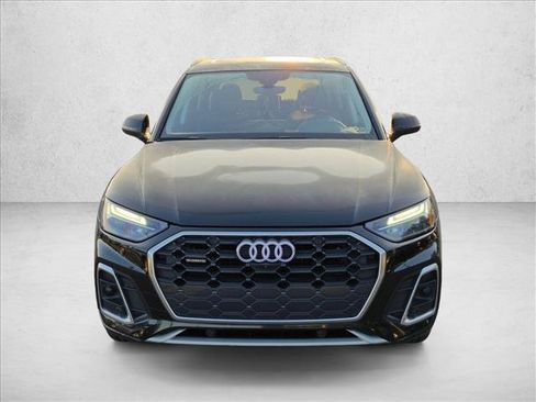 Certified 2023 Audi Q5 2.0T Premium Plus w/ Premium Plus Package AWD/4WD image 2